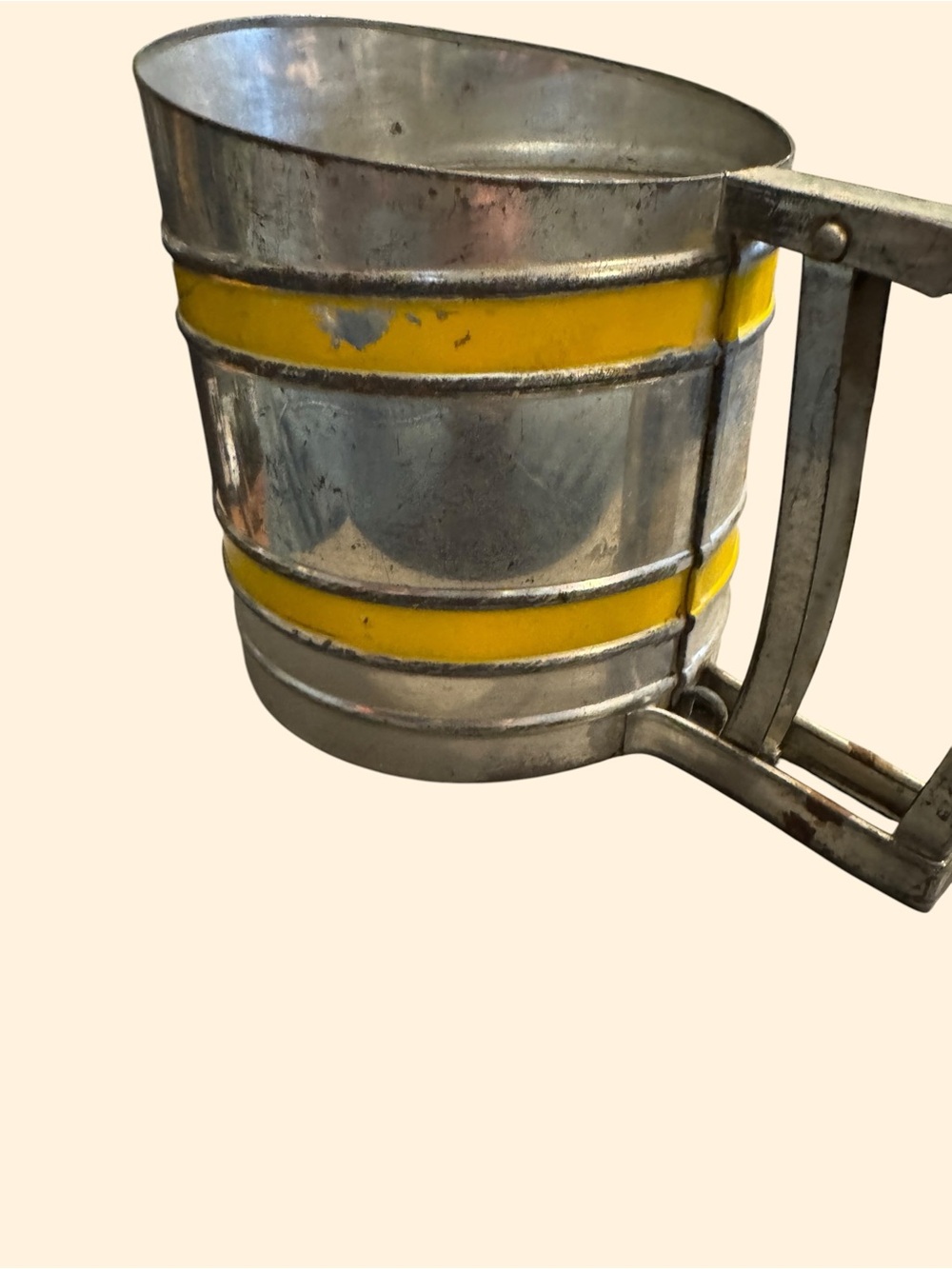 Vintage Sift-Chine Metal Flour Sifter Yellow Stripe Made in USA